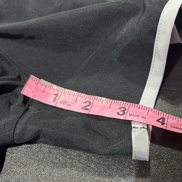 Nike Dri-Fit Running Short panty lined,elastic drawstring waist,mesh side panels - Picture 7 of 9